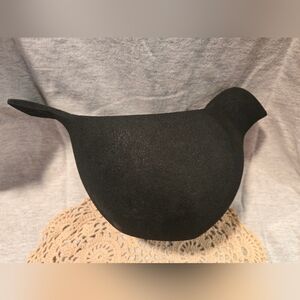 Matt black bird pot planter